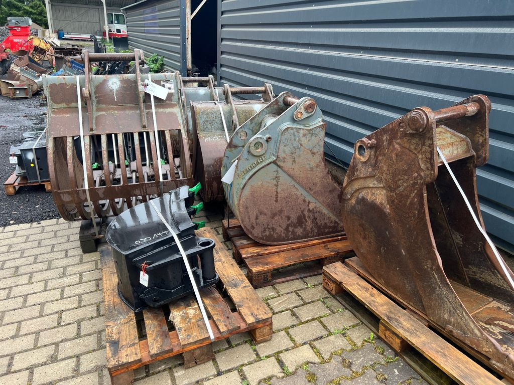 Terex TC 48 Terex TC 48 u.35u. - Cazo para excavadora para Maquinaria de construcción: foto 2 Terex TC 48 Terex TC 48 u.35u. - Cazo para excavadora para Maquinaria de construcción: foto 2