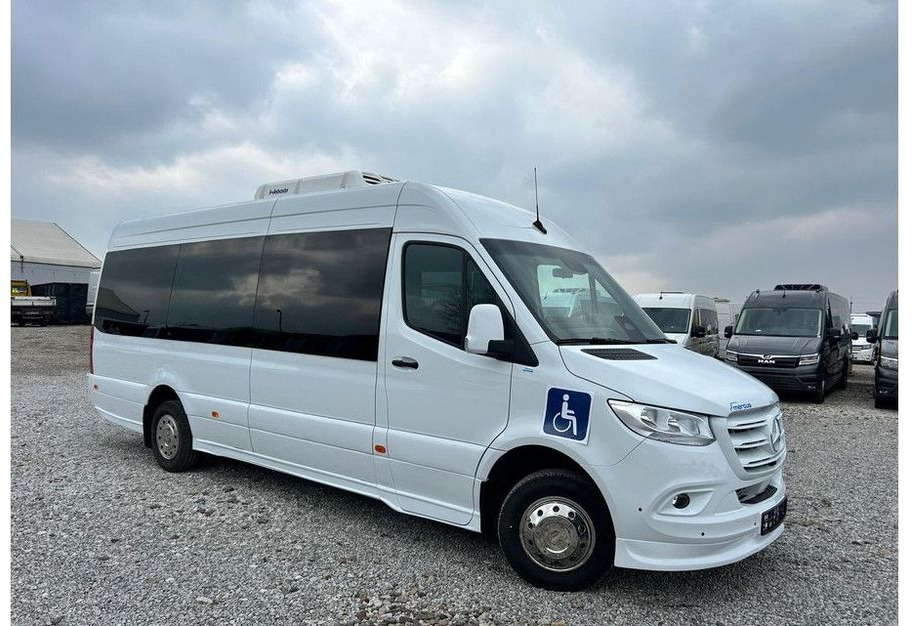 Mercedes-Benz Sprinter 517 - Minibús, Furgoneta de pasajeros: foto 2 Mercedes-Benz Sprinter 517 - Minibús, Furgoneta de pasajeros: foto 2