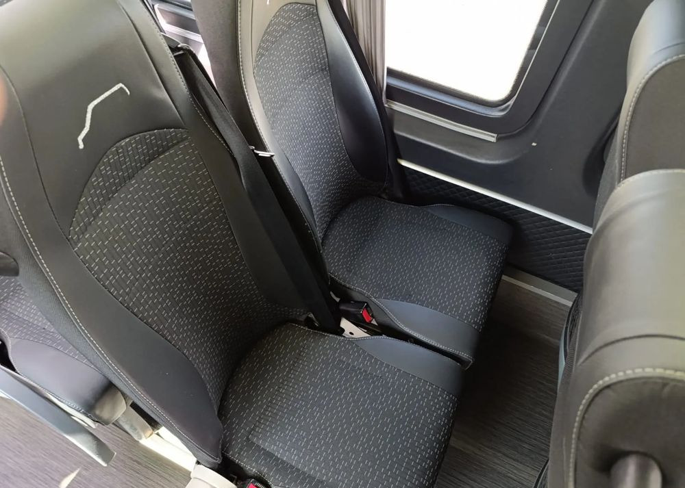 Minibús, Furgoneta de pasajeros Mercedes-Benz Sprinter 519: foto 20