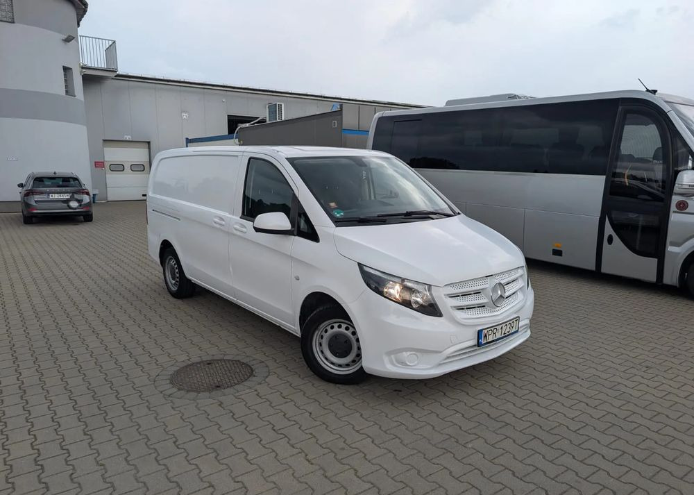 Furgón Mercedes-Benz Vito 116: foto 1