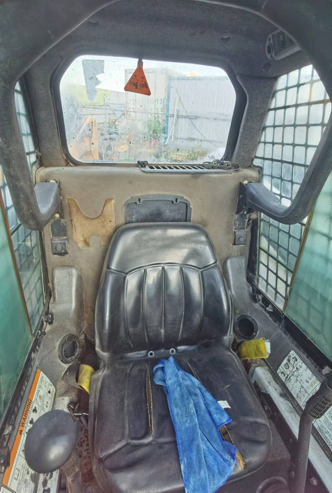 BOBCAT s160 - Minicargadora: foto 4 BOBCAT s160 - Minicargadora: foto 4