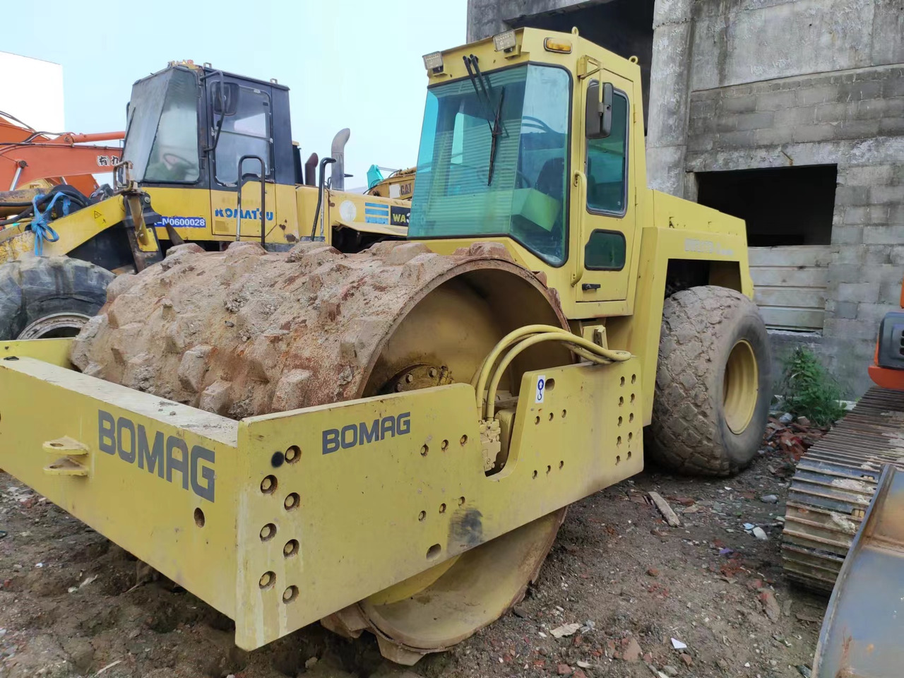 Compactador BOMAG BW217D: foto 6