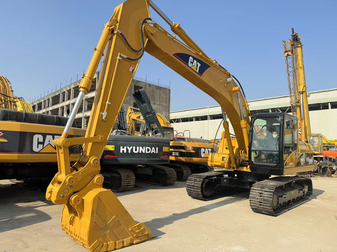 CAT 320CL - Excavadora de cadenas: foto 2 CAT 320CL - Excavadora de cadenas: foto 2