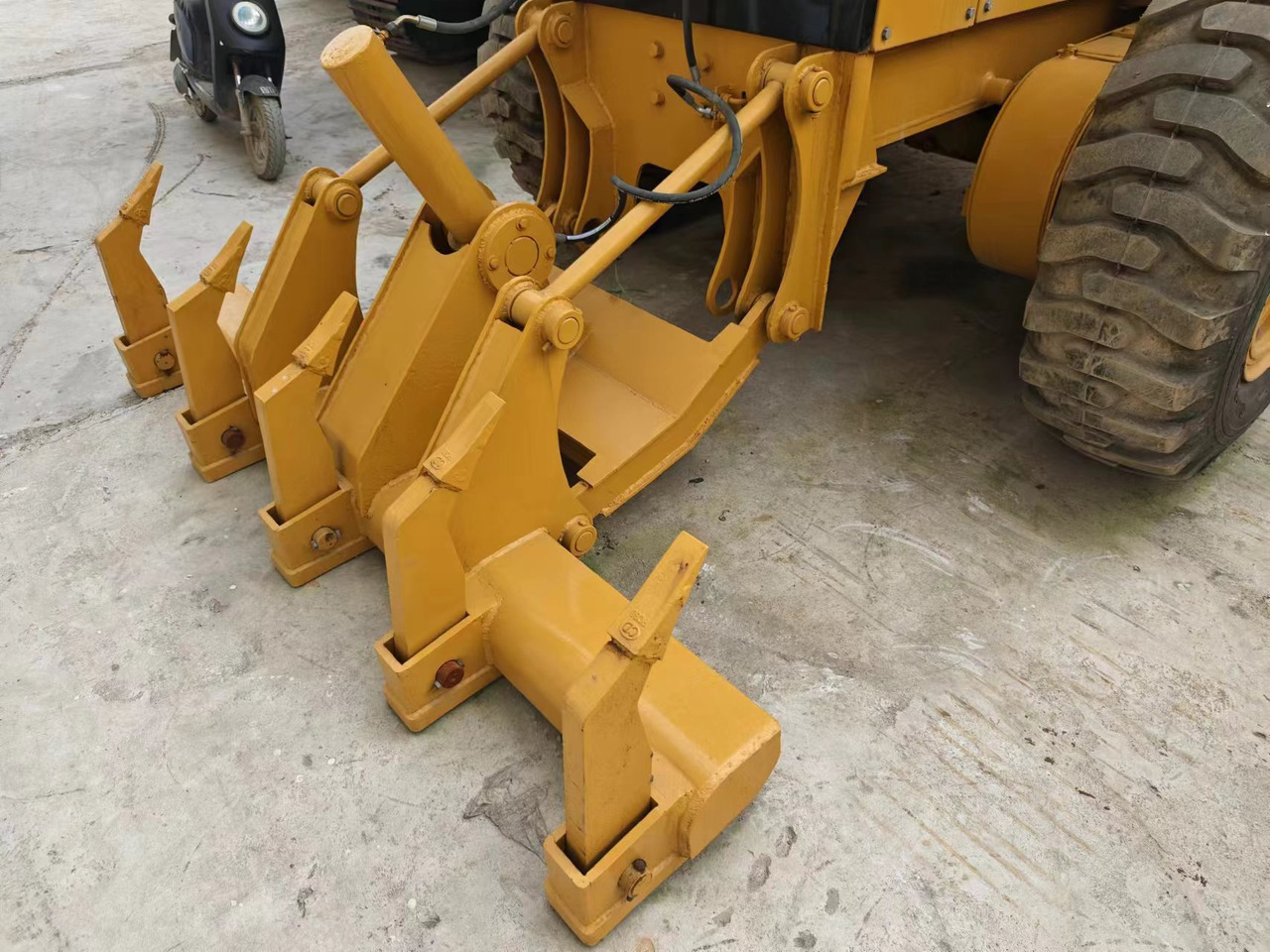 CATERPILLAR 140H - Grader: foto 5 CATERPILLAR 140H - Grader: foto 5
