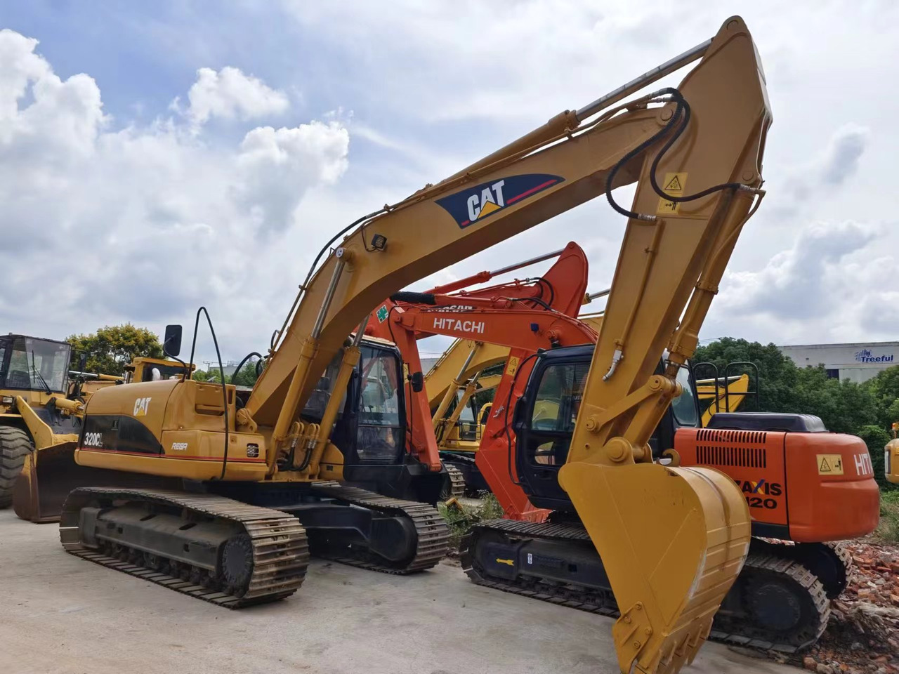 CATERPILLAR 320C - Excavadora de cadenas: foto 1 CATERPILLAR 320C - Excavadora de cadenas: foto 1