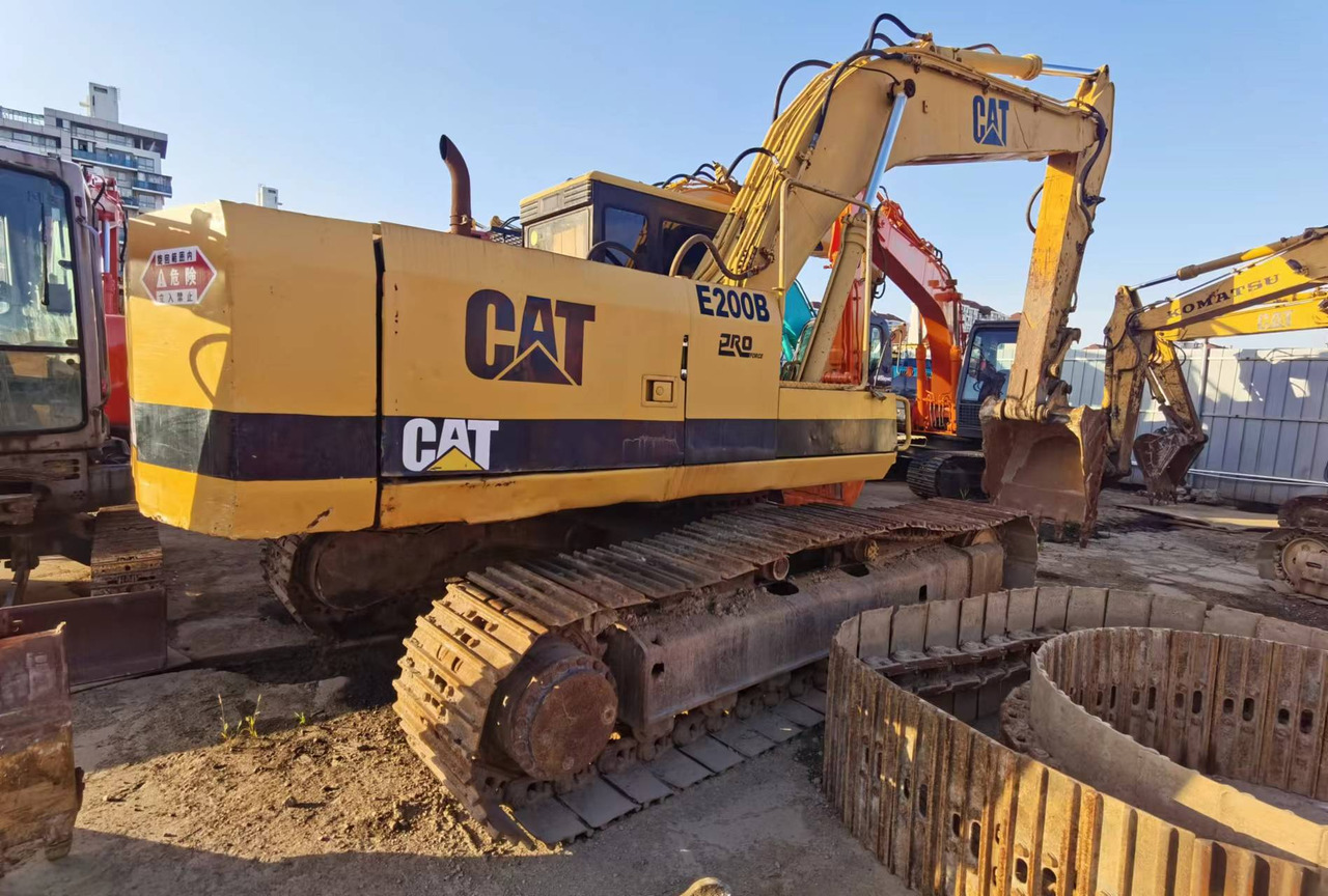 CATERPILLAR E200B - Excavadora de cadenas: foto 1 CATERPILLAR E200B - Excavadora de cadenas: foto 1