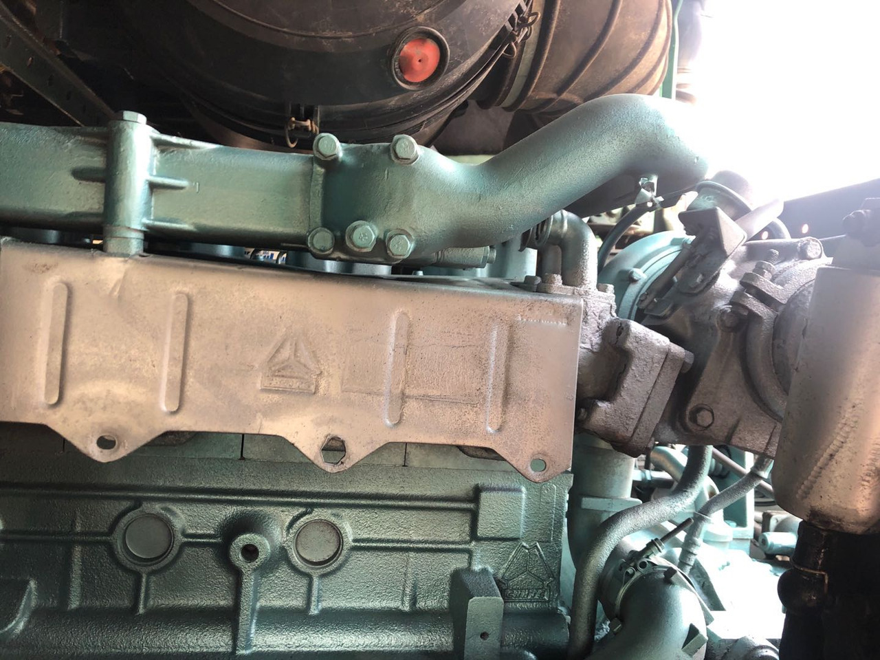 HOWO 420 - Cabeza tractora: foto 5 HOWO 420 - Cabeza tractora: foto 5