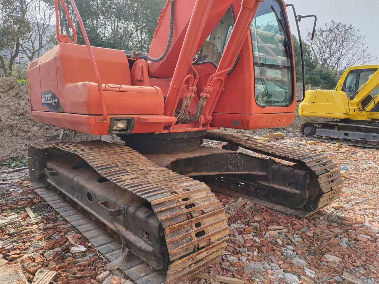 DOOSAN DH225LC-7 - Excavadora de cadenas: foto 3 DOOSAN DH225LC-7 - Excavadora de cadenas: foto 3