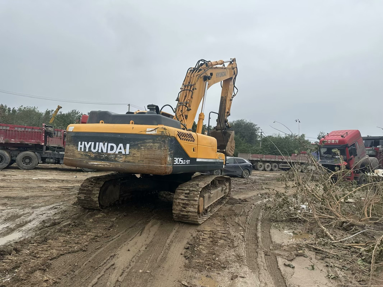 Excavadora de cadenas HYUNDAI R305LC-9T: foto 6