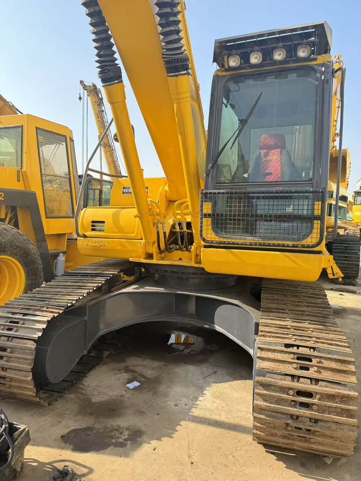Excavadora de cadenas KOMATSU PC200-8: foto 7