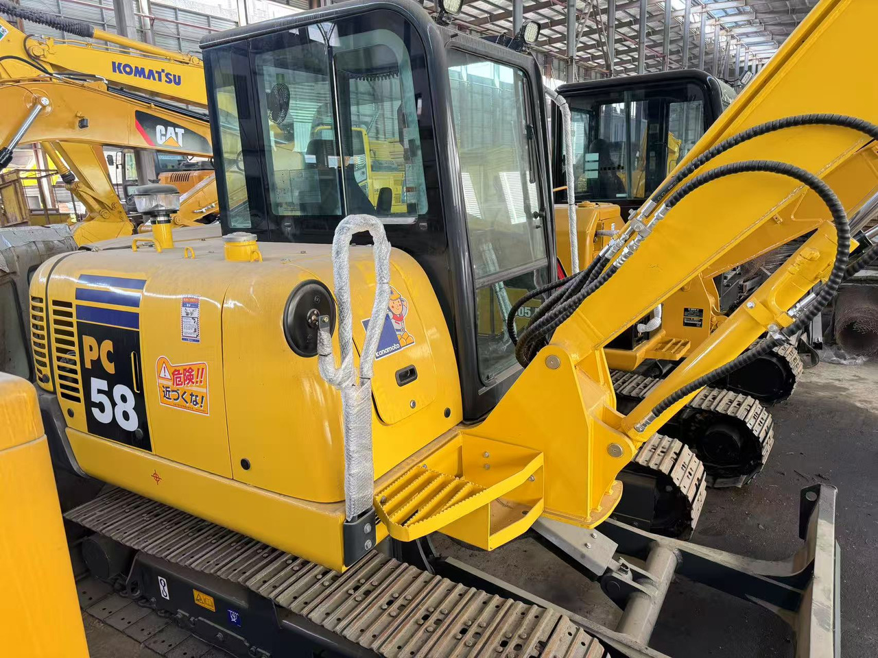 KOMATSU PC58 PC35 PC45 PC55 PC56 PC60 - Miniexcavadora: foto 2 KOMATSU PC58 PC35 PC45 PC55 PC56 PC60 - Miniexcavadora: foto 2