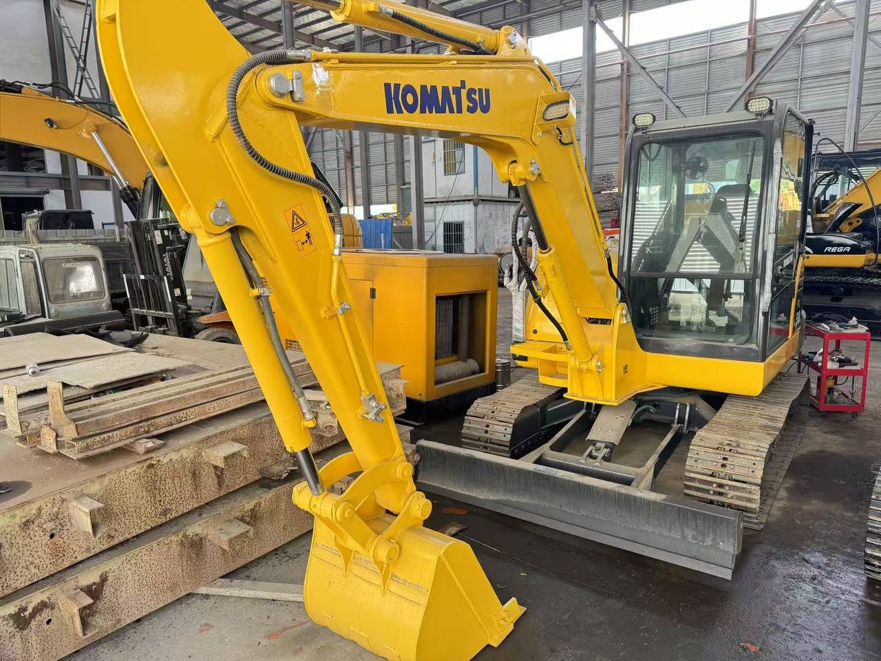 KOMATSU PC58 PC35 PC45 PC55 PC56 PC60 - Miniexcavadora: foto 5 KOMATSU PC58 PC35 PC45 PC55 PC56 PC60 - Miniexcavadora: foto 5