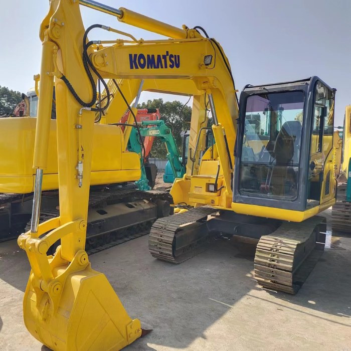 KOMATSU PC60-8 - Miniexcavadora: foto 3 KOMATSU PC60-8 - Miniexcavadora: foto 3