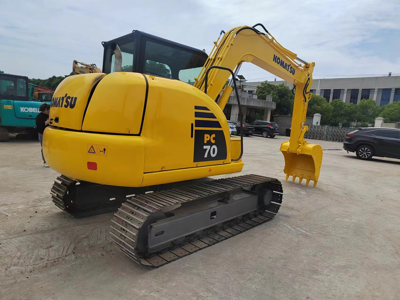 KOMATSU PC70-8 - Excavadora de cadenas: foto 4 KOMATSU PC70-8 - Excavadora de cadenas: foto 4