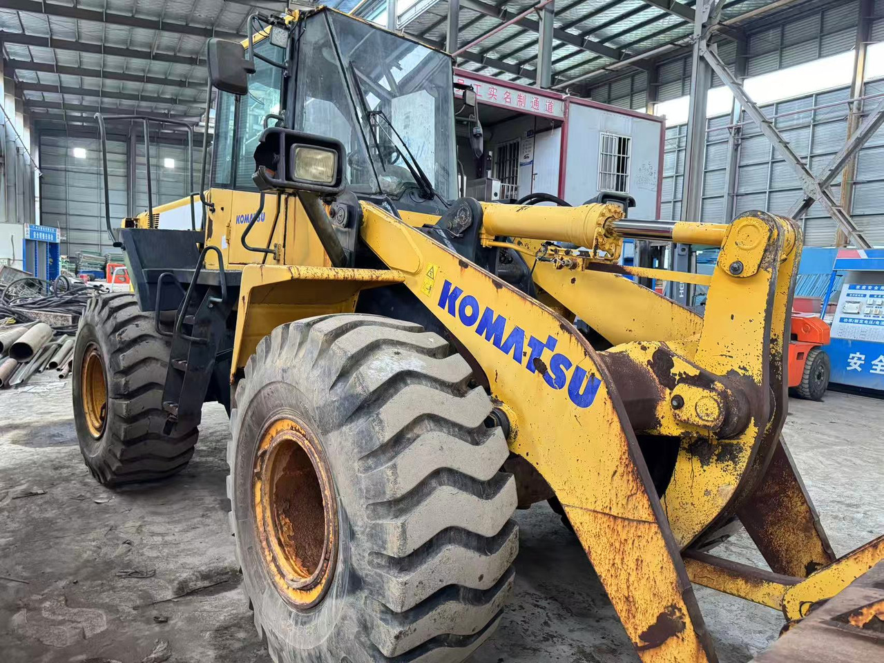 KOMATSU WA380Z-6 - Cargadora de ruedas: foto 4 KOMATSU WA380Z-6 - Cargadora de ruedas: foto 4