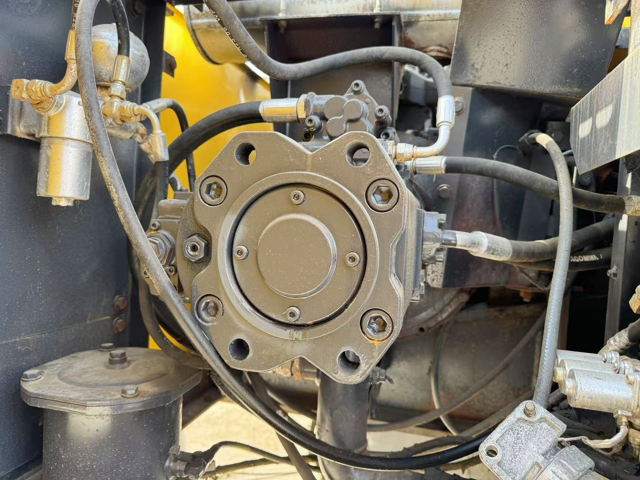 SUMITOMO SH200 - Excavadora de cadenas: foto 4 SUMITOMO SH200 - Excavadora de cadenas: foto 4