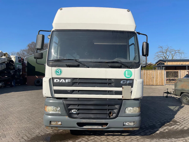 DAF CF 85.430 Tractor unit - Cabeza tractora: foto 4 DAF CF 85.430 Tractor unit - Cabeza tractora: foto 4