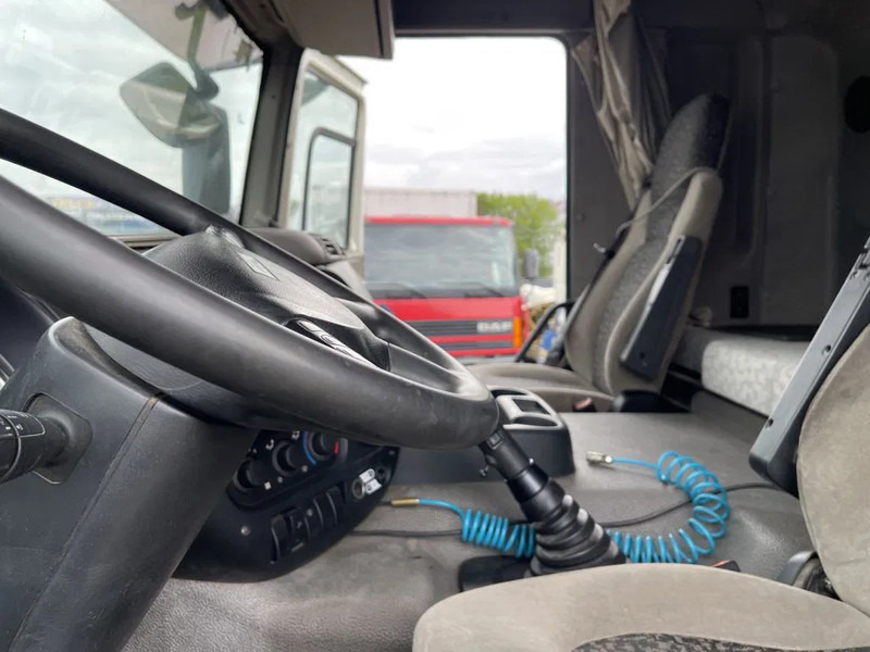 Cabeza tractora DAF CF 85.460 Tractor unit: foto 8