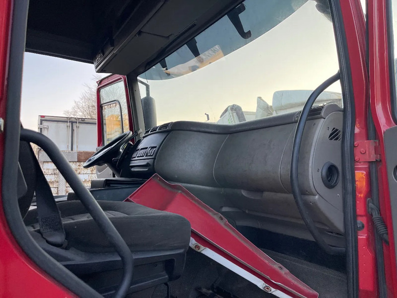 Cabeza tractora DAF CF 85 Tractor unit: foto 15