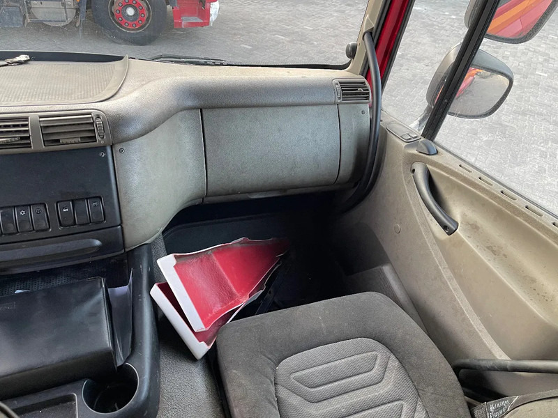 Cabeza tractora DAF CF 85 Tractor unit: foto 12