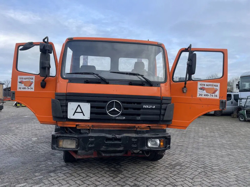 Mercedes-Benz SK 1824 Full steel - Camión portacontenedor de cadenas: foto 2 Mercedes-Benz SK 1824 Full steel - Camión portacontenedor de cadenas: foto 2
