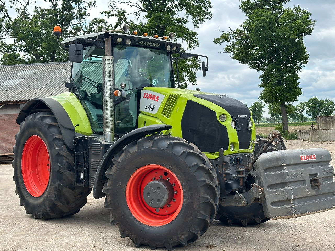 Claas Axion 850 Cmatic - Tractor: foto 4 Claas Axion 850 Cmatic - Tractor: foto 4