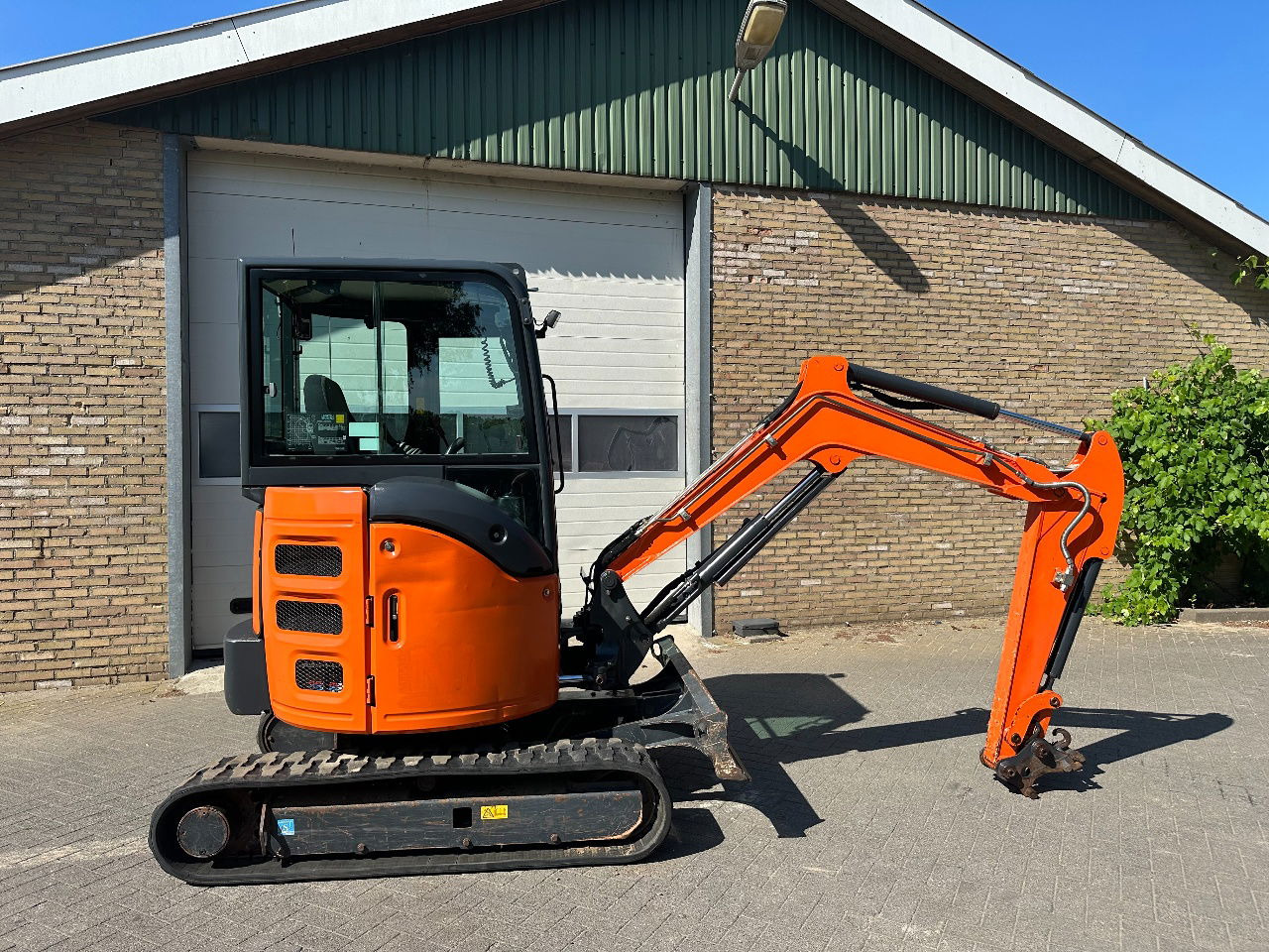 Hitachi ZX26U-6CR - Miniexcavadora: foto 5 Hitachi ZX26U-6CR - Miniexcavadora: foto 5