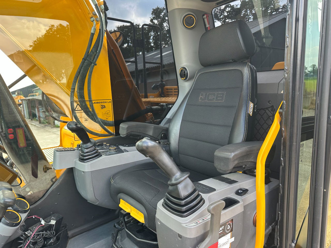 Excavadora de cadenas JCB 220Xlc: foto 9