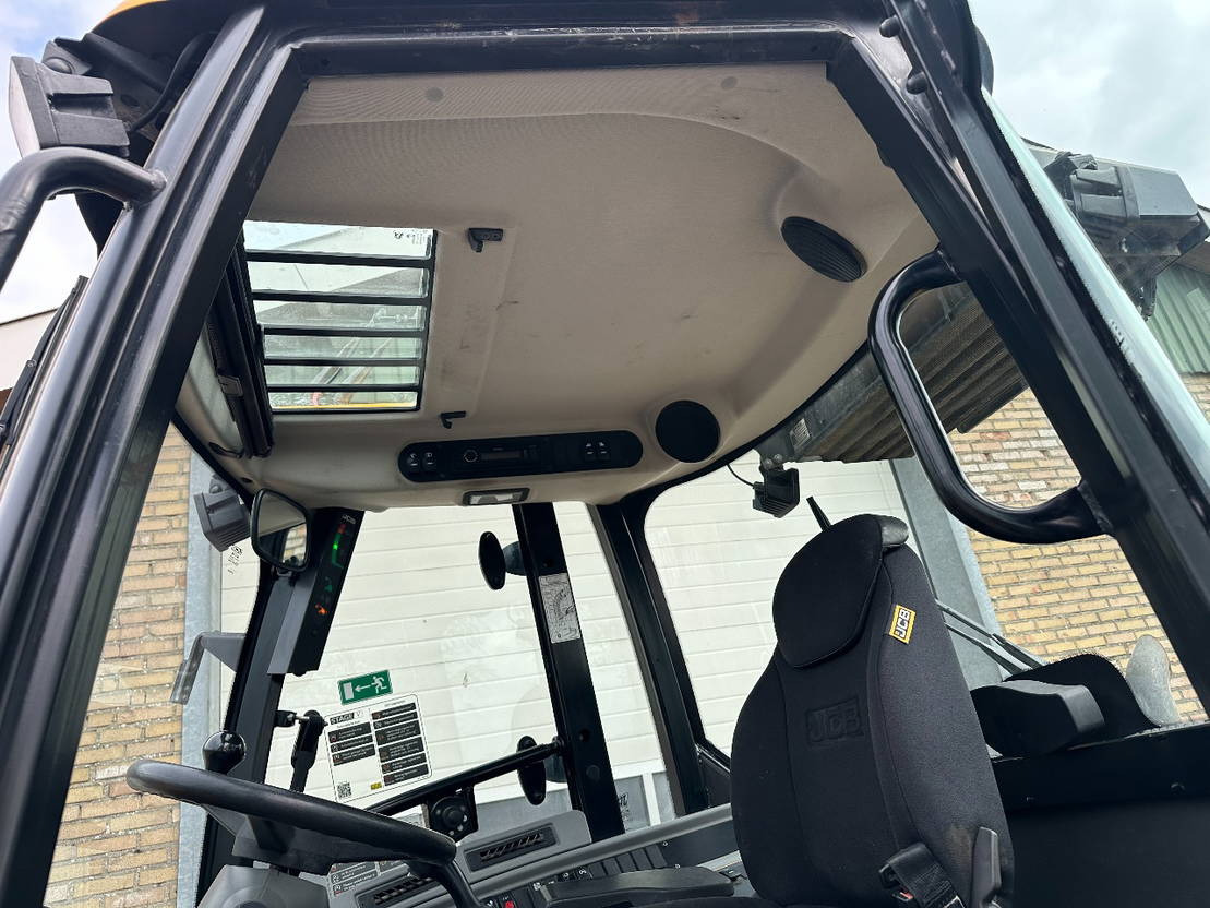 Cargadora de ruedas telescópica JCB TM220 SV A: foto 13