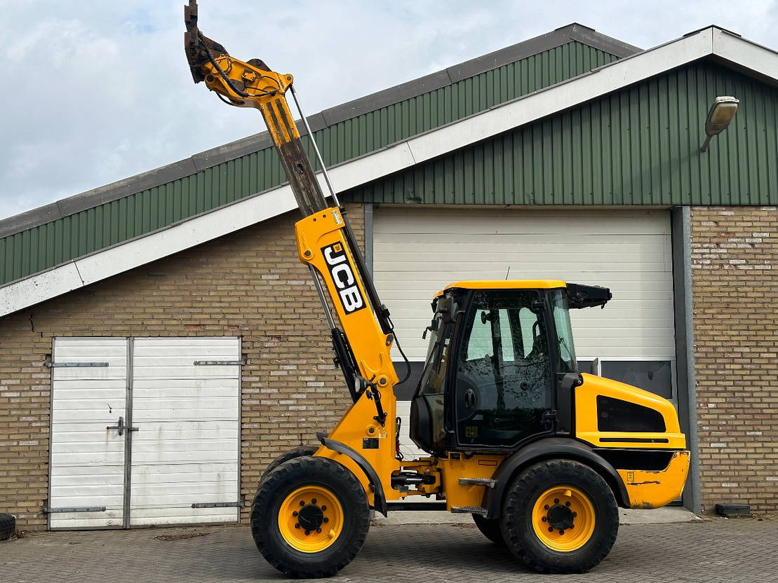 JCB TM220 SV A - Cargadora de ruedas telescópica: foto 5 JCB TM220 SV A - Cargadora de ruedas telescópica: foto 5
