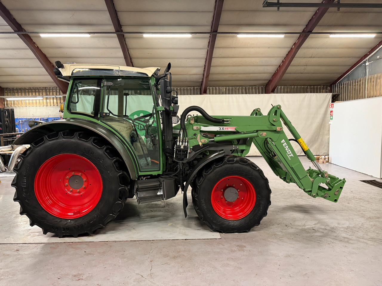 Tractor Fendt 211 Vario TMS: foto 6