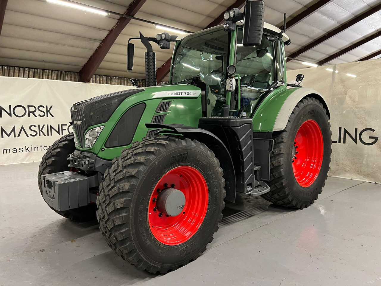 Fendt 724 Vario - Tractor: foto 2 Fendt 724 Vario - Tractor: foto 2
