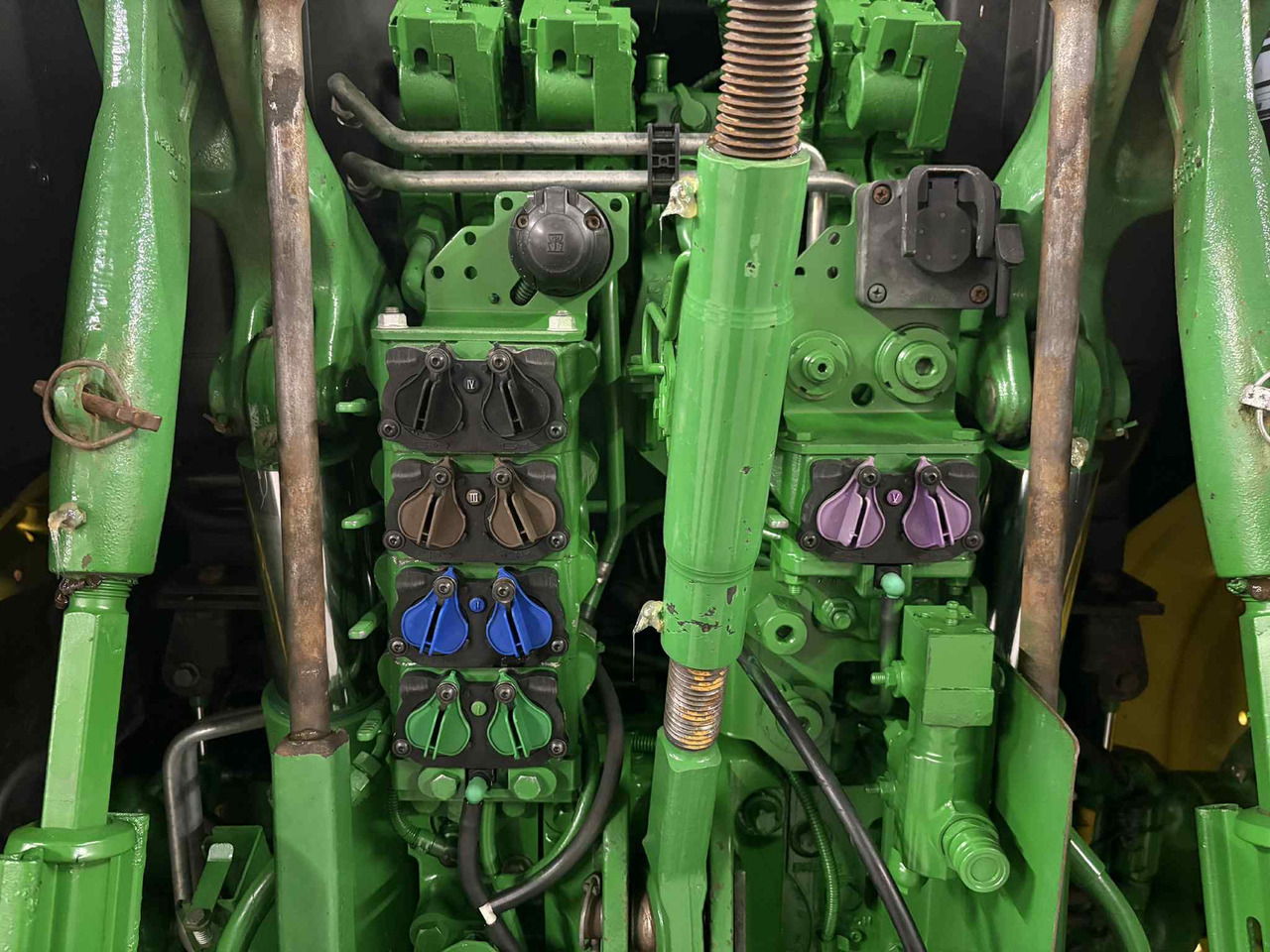 John Deere 6155R - Tractor: foto 5 John Deere 6155R - Tractor: foto 5