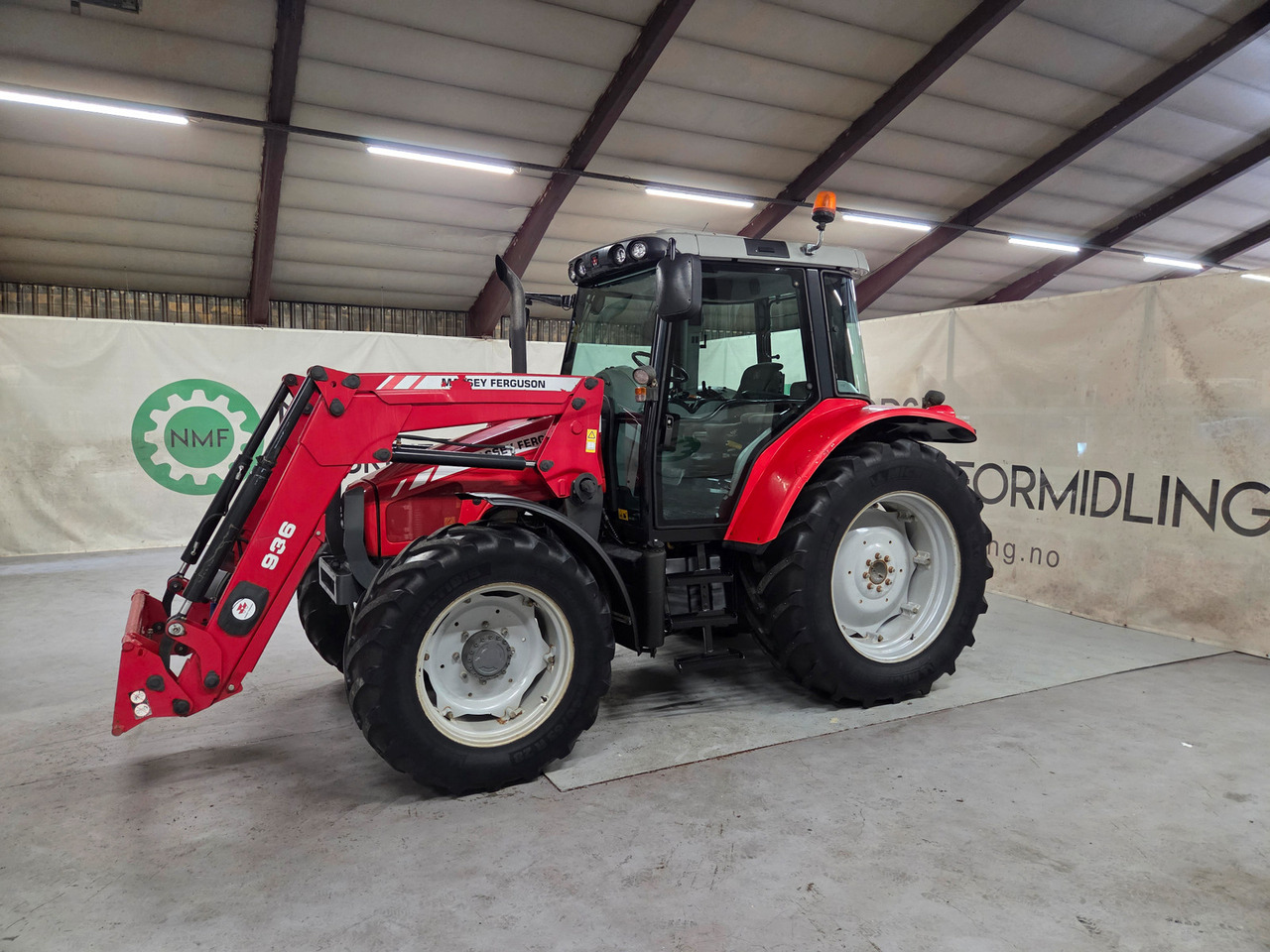 Massey Ferguson 6445 Dyna 6 #Tar innbytte - Tractor: foto 1 Massey Ferguson 6445 Dyna 6 #Tar innbytte - Tractor: foto 1