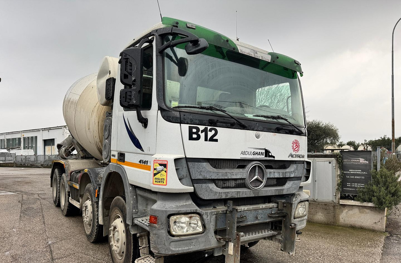 Mercedes actros 4141 betoniera armec - Camión hormigonera: foto 1 Mercedes actros 4141 betoniera armec - Camión hormigonera: foto 1