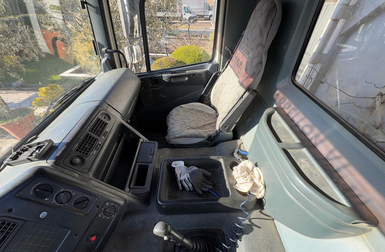 Ribaltabile DAF 85 CF 430 - anno 1999 - Camión volquete: foto 5 Ribaltabile DAF 85 CF 430 - anno 1999 - Camión volquete: foto 5