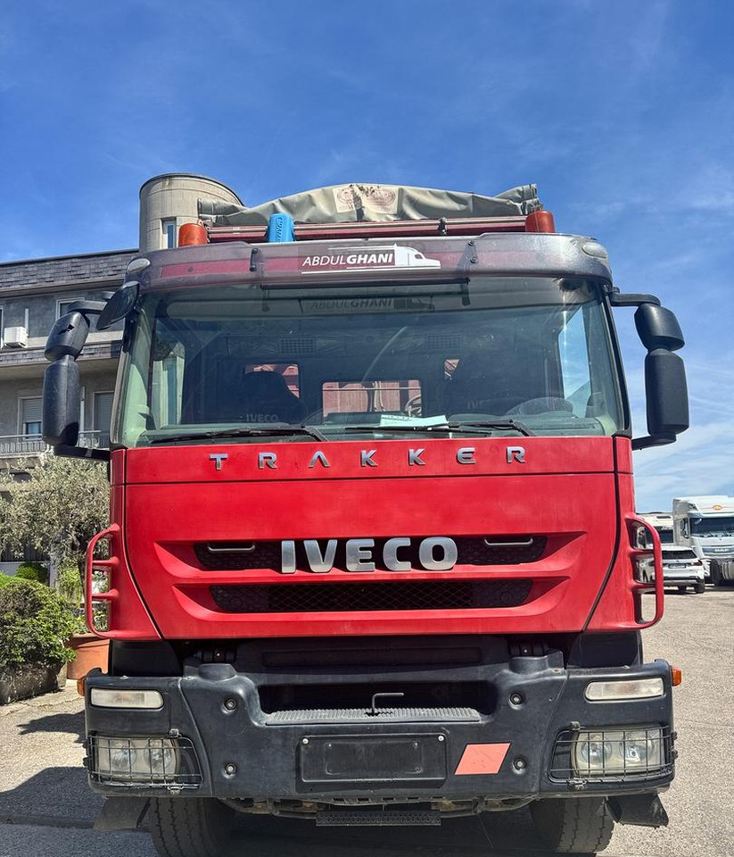 Ribaltabile Iveco Trakker 450 8X4 - Camión volquete: foto 3 Ribaltabile Iveco Trakker 450 8X4 - Camión volquete: foto 3