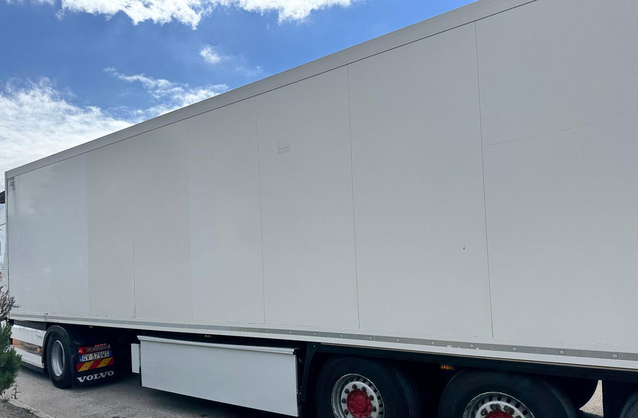 Semirimorchio Frigo Krone 2015 / FRC - Semirremolque frigorífico: foto 4 Semirimorchio Frigo Krone 2015 / FRC - Semirremolque frigorífico: foto 4