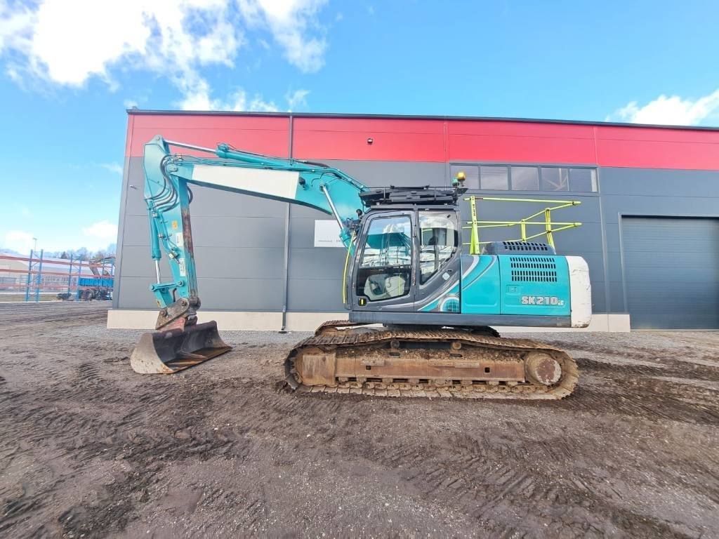 Kobelco SK 210 LC-10E - Excavadora de cadenas: foto 2 Kobelco SK 210 LC-10E - Excavadora de cadenas: foto 2