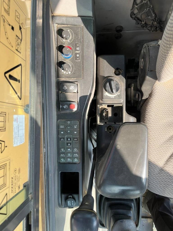 Leasing para Volvo ECR 88 D  Volvo ECR 88 D: foto 15