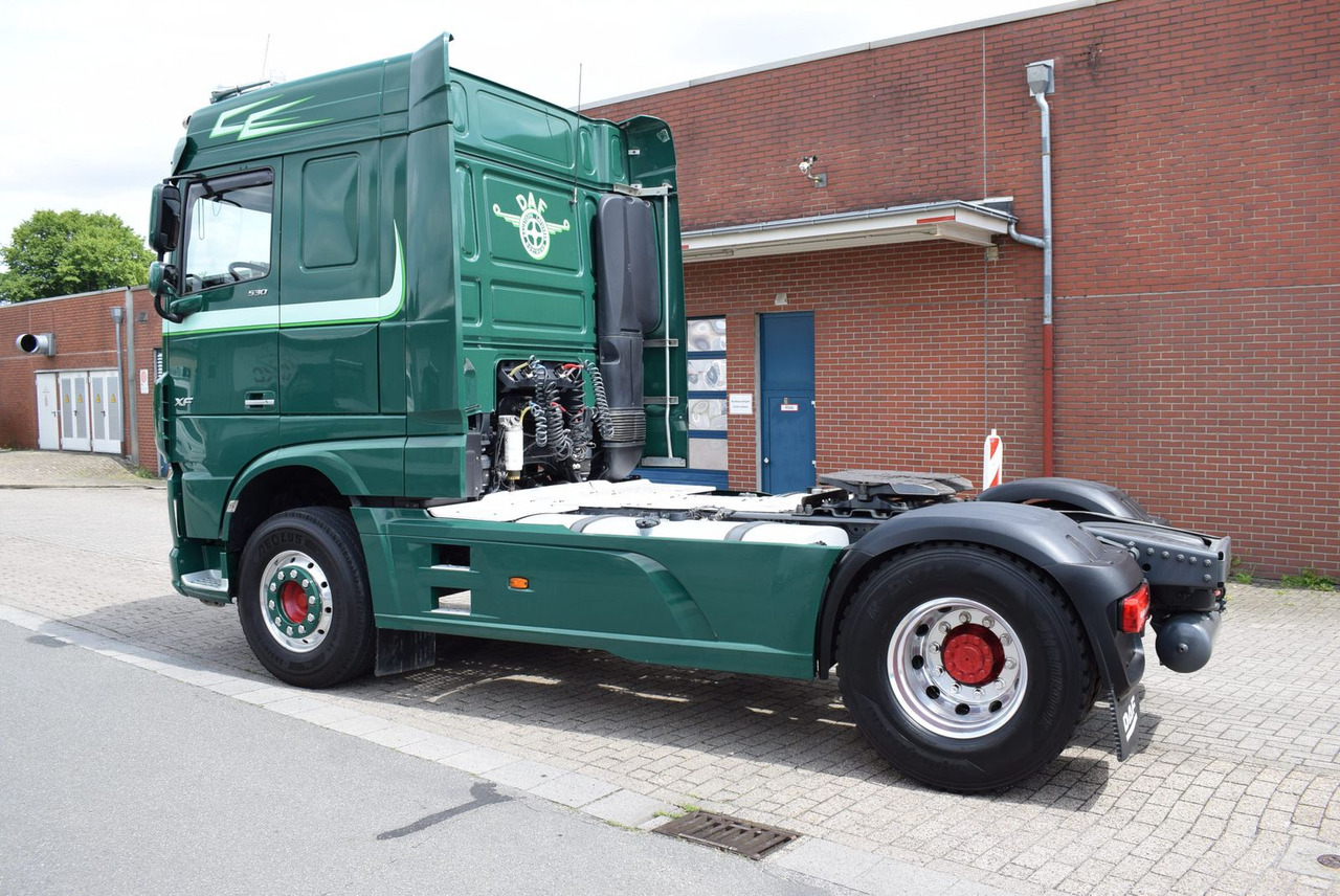 DAF XF 530 FT Retarder Leder Standklima Hydraulik - Cabeza tractora: foto 4 DAF XF 530 FT Retarder Leder Standklima Hydraulik - Cabeza tractora: foto 4