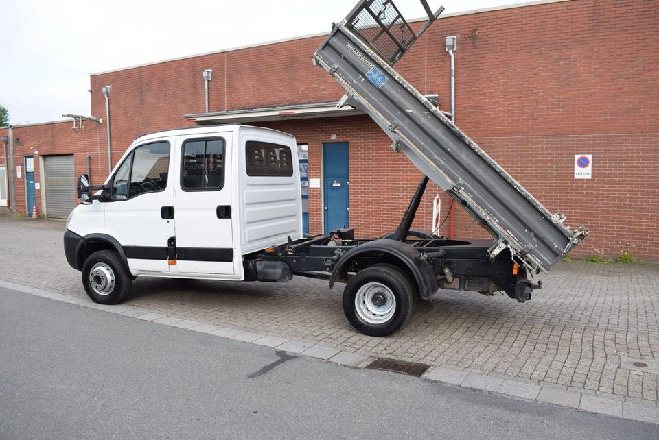 Iveco Daily 70 C17 Meiller Kipper Nutzlast 3100KG - Furgoneta basculante, Furgoneta combi: foto 4 Iveco Daily 70 C17 Meiller Kipper Nutzlast 3100KG - Furgoneta basculante, Furgoneta combi: foto 4