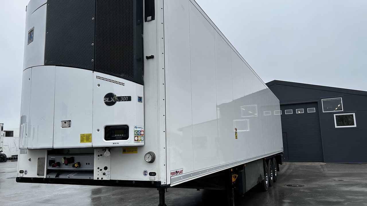 SCHMITZ SKO 24 - Semirremolque frigorífico: foto 4 SCHMITZ SKO 24 - Semirremolque frigorífico: foto 4