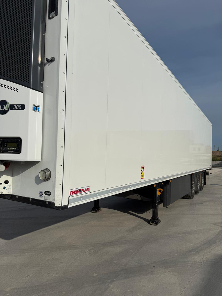 SCHMITZ SKO 24 - Semirremolque frigorífico: foto 3 SCHMITZ SKO 24 - Semirremolque frigorífico: foto 3