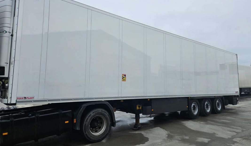 SCHMITZ SKO Carrier Vector 1550 - Semirremolque frigorífico: foto 1 SCHMITZ SKO Carrier Vector 1550 - Semirremolque frigorífico: foto 1