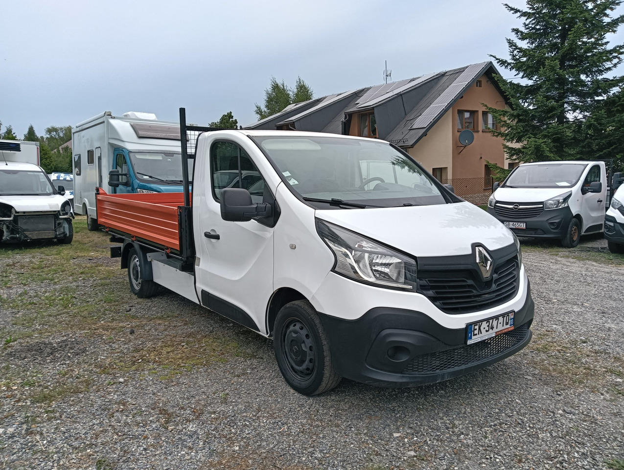 RENAULT TRAFIC WYWROTKA KIPER Z NAJAZDAMI NR 840 - Furgoneta basculante: foto 2 RENAULT TRAFIC WYWROTKA KIPER Z NAJAZDAMI NR 840 - Furgoneta basculante: foto 2