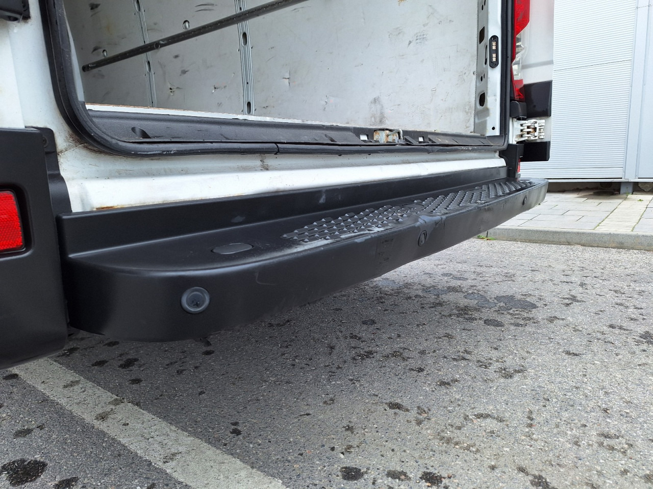 IVECO Daily ne postoji - Furgón: foto 2 IVECO Daily ne postoji - Furgón: foto 2