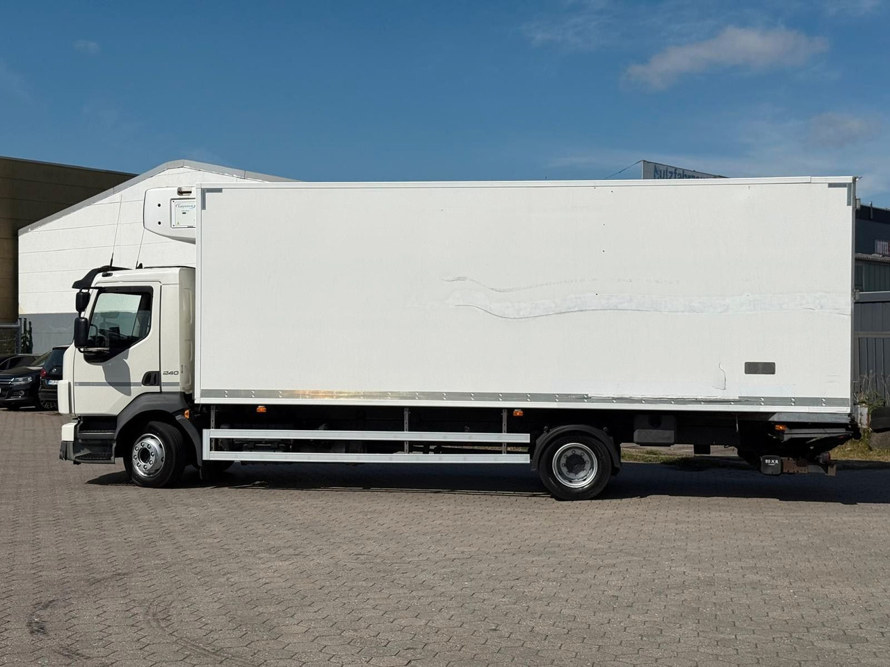 Volvo FL 240 Carrier Easy Cold+Hebebühne - Camión frigorífico: foto 4 Volvo FL 240 Carrier Easy Cold+Hebebühne - Camión frigorífico: foto 4