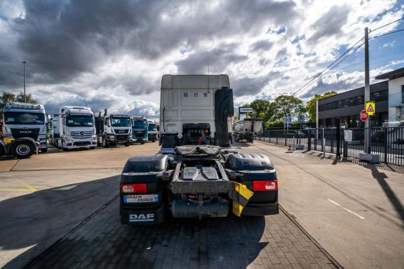 DAF XF 480 (50 T.)+ HYDRAULIQUE - Cabeza tractora: foto 4 DAF XF 480 (50 T.)+ HYDRAULIQUE - Cabeza tractora: foto 4