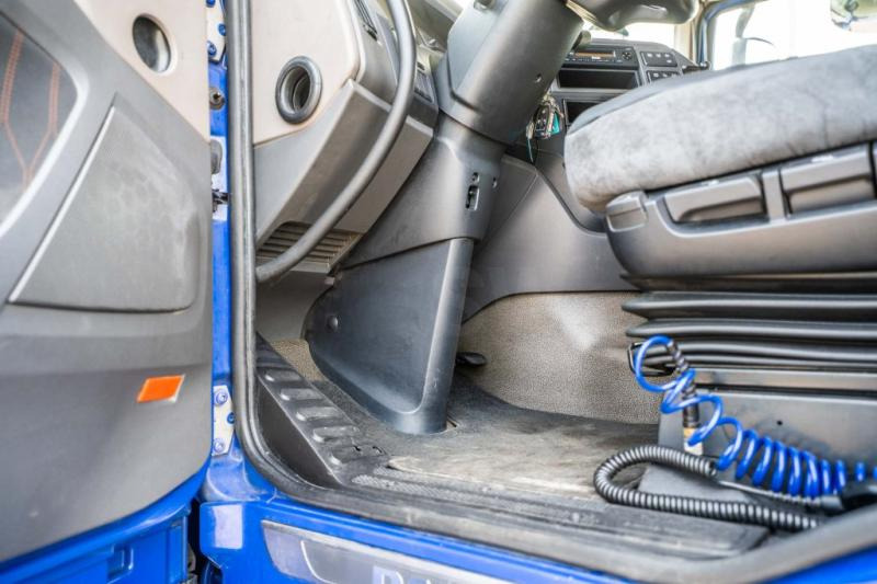 Cabeza tractora DAF XF 480: foto 7